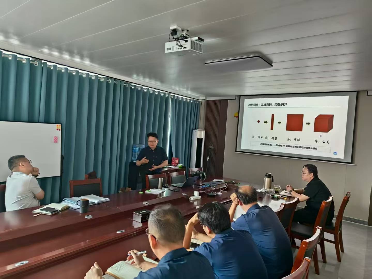 杜忠：销售最舒服的状态：你在成交，但我在成长