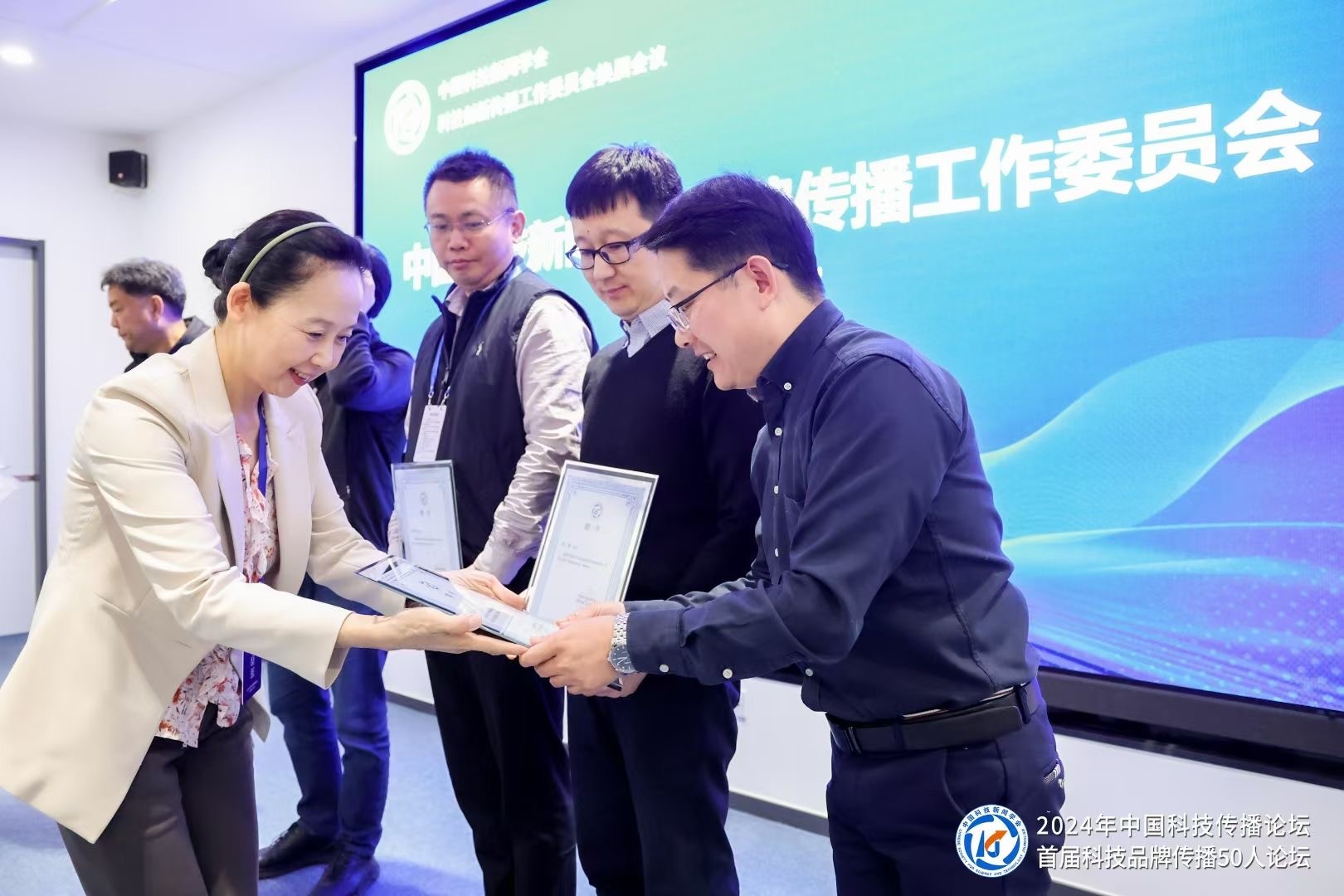 工业品牌营销专家杜忠老师